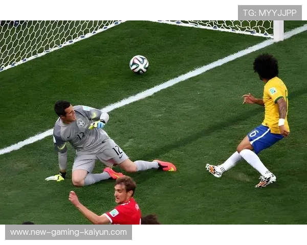 网红足球赛爆笑乌龙球!全场大笑 网红足球赛爆笑乌龙球!全场大笑