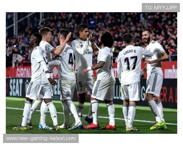 皇马通过团队推进占据上风,中场链接更顺畅 皇马通过团队推进占据上风,中场链接更顺畅