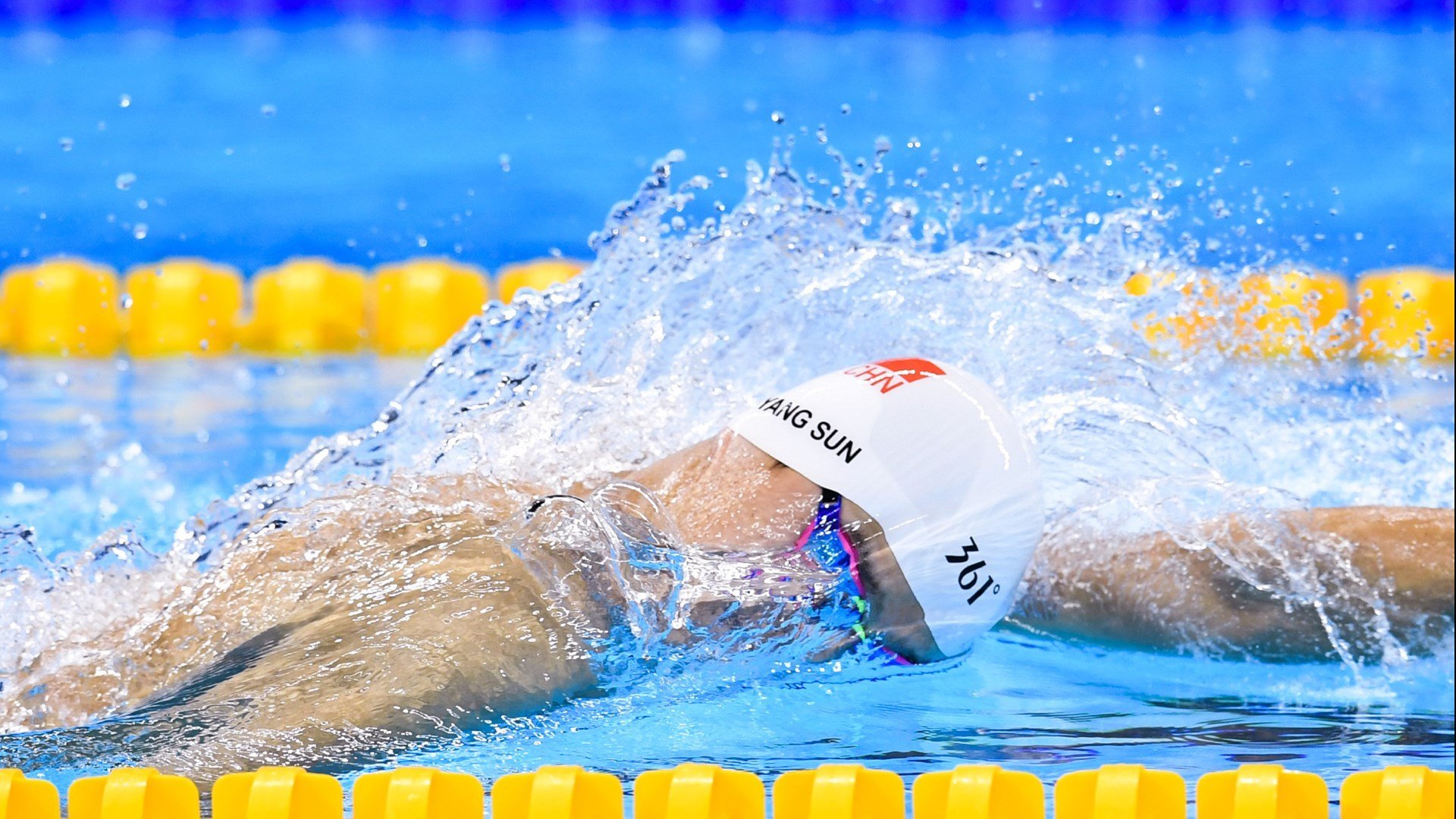 世界杯退役老将回看决赛 热泪盈眶回忆往昔荣耀